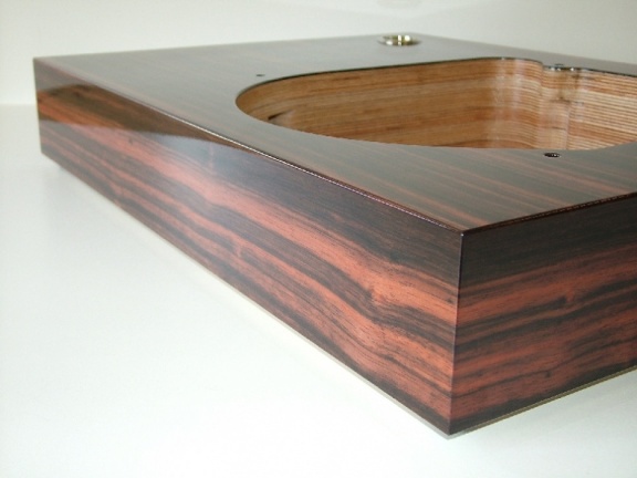 Garrard 301 Makassar 17